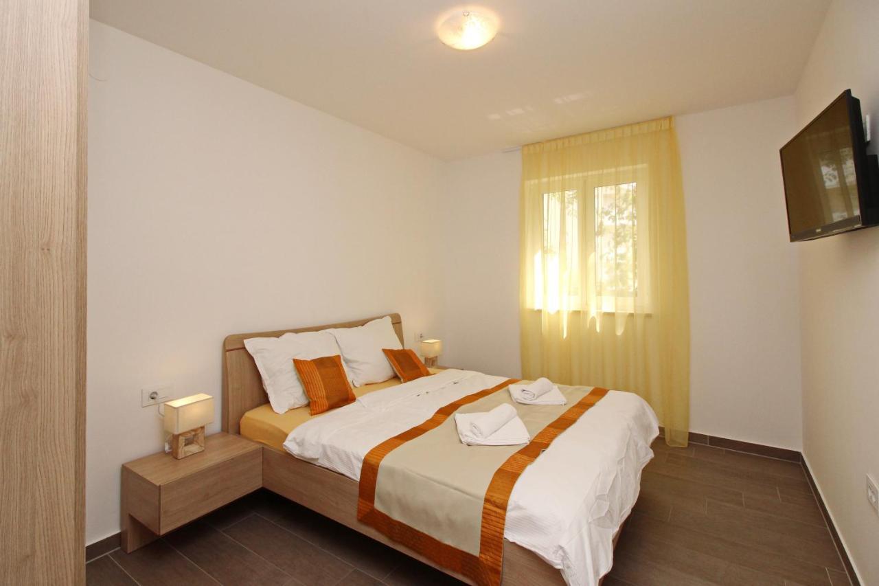 Apartments By The Sea Baska, Krk - 18845 ภายนอก รูปภาพ