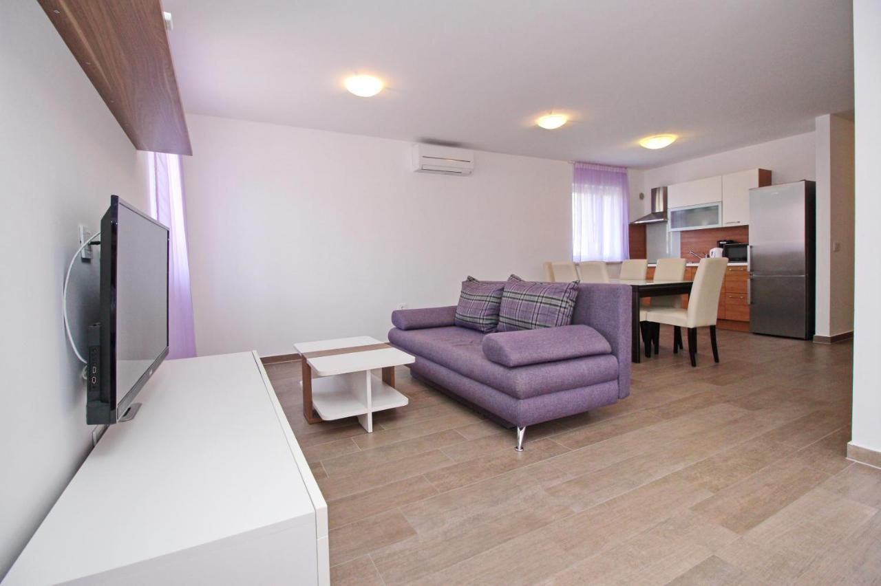 Apartments By The Sea Baska, Krk - 18845 ภายนอก รูปภาพ